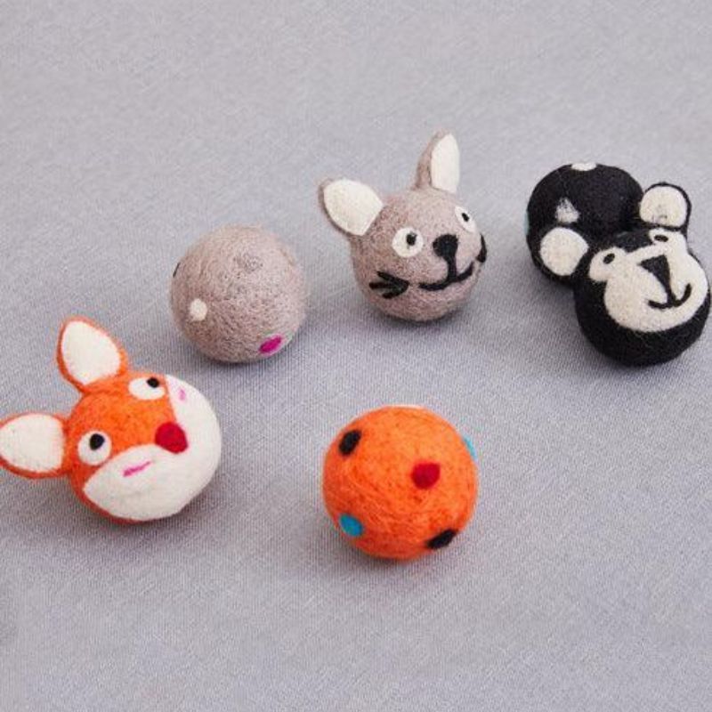FOFOS Wool Buddy Felt Cat Toy With Bell