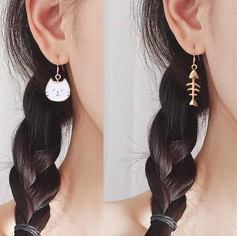 Cat & fishbone earring pair