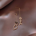 Load image into Gallery viewer, Cat &amp; fishbone drop earring set
