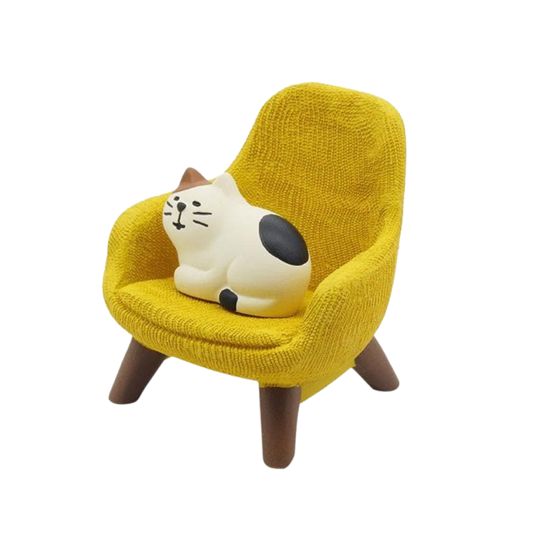 Cat on a chair figurine - yellow