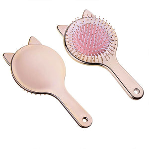 Cat-shaped hairbrush