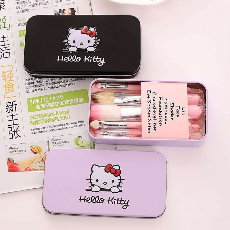 Hello Kitty 7-piece makeup brush sets