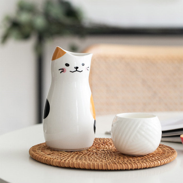 Lucky cat ceramic sake set (3 pieces)